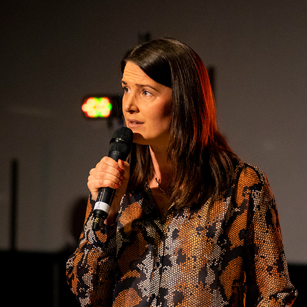 Sarah Snelson
